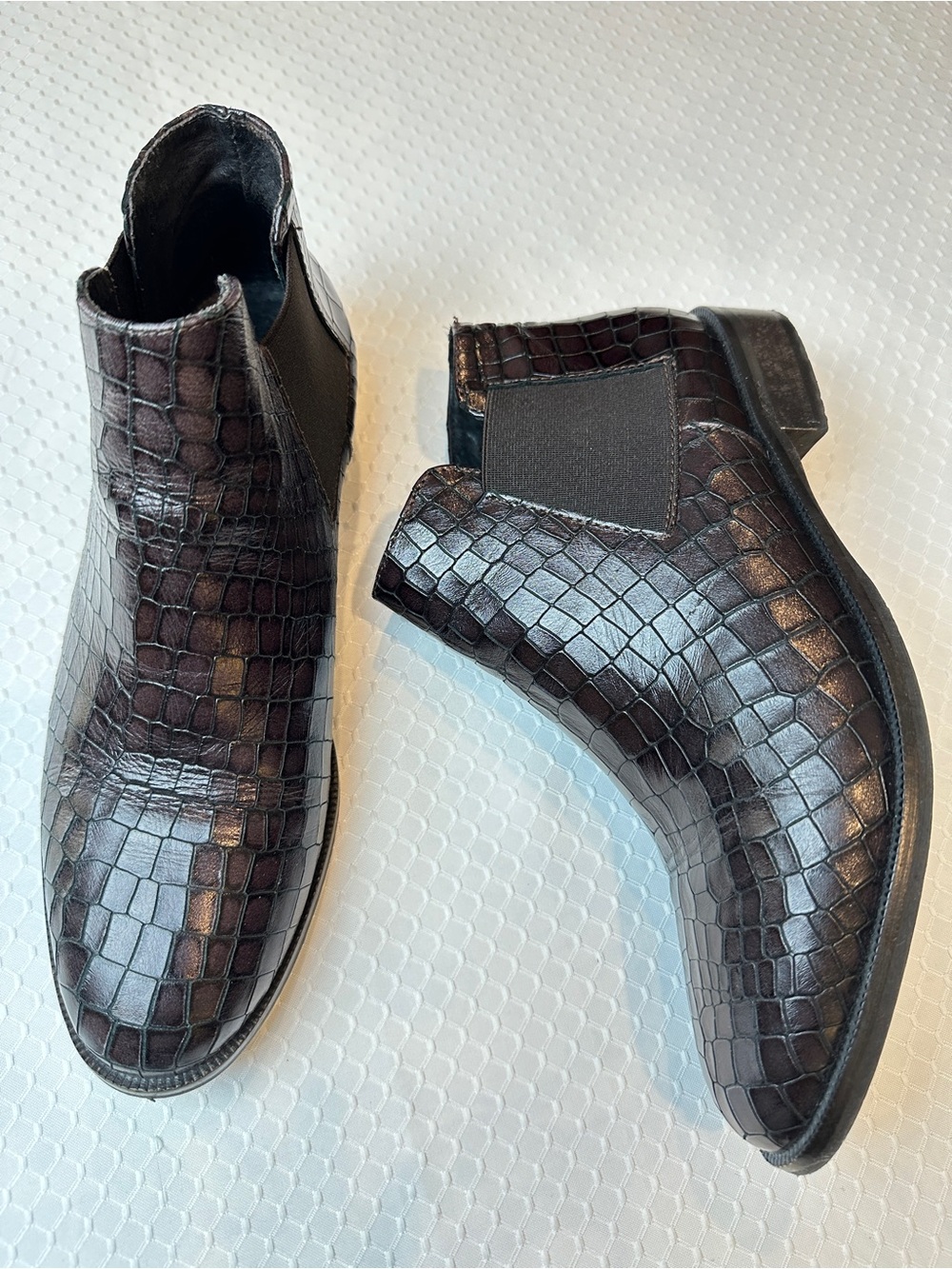 Stella Monelle Italian Croc-Embossed Brown Chelsea Ankle Boots
